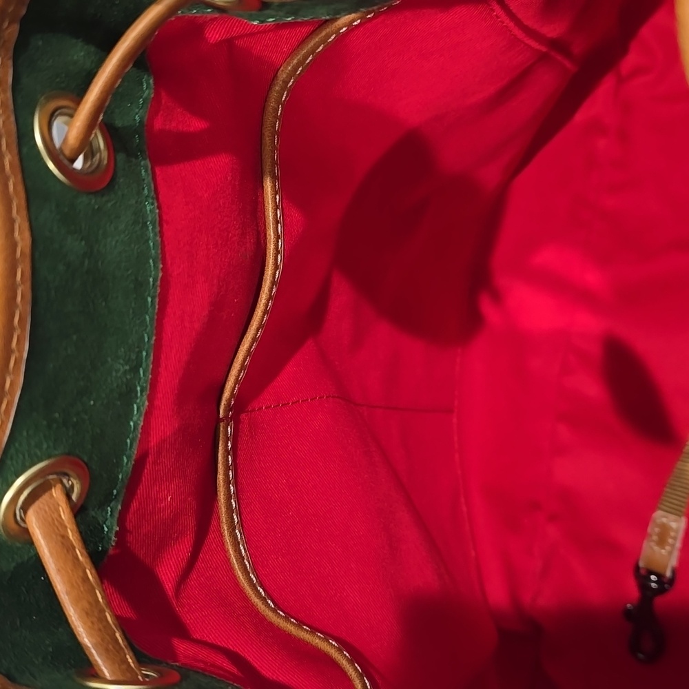 NWT â
Dooney & Bourke Florentini Natural Leather Drawstring Bag ⨠New with Tags - Picture 6 of 16